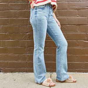 NWT Judy Blue American Honey Midrise bootcut denim